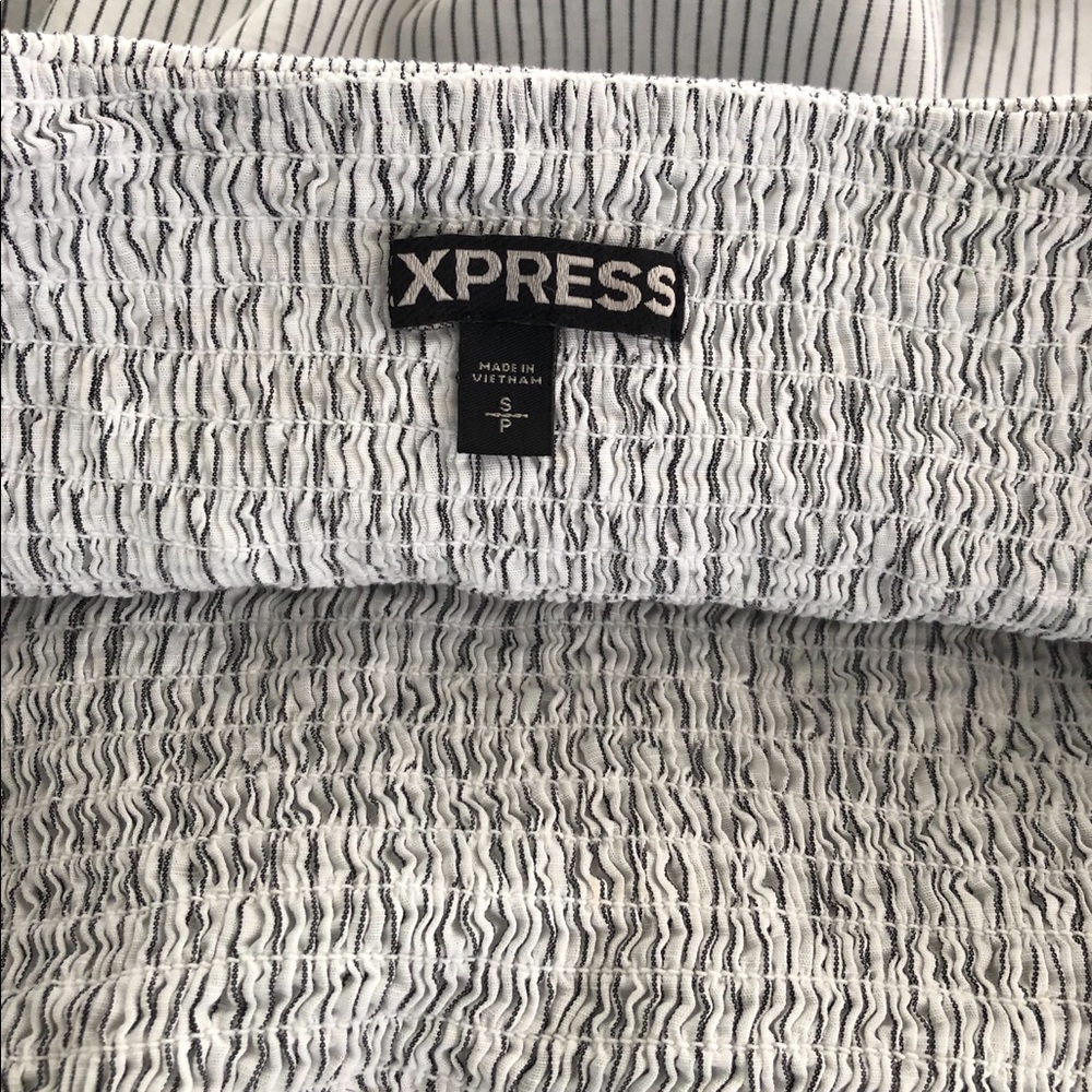 Express Off Shoulder Top - Picture 5 of 6